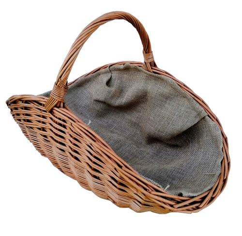 kosz wiklinowy na drewno kominkowy jasny obszyty jutą.png