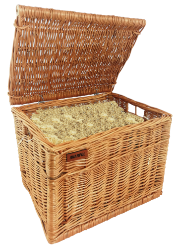 skrzynka skrzyneczka na wino prezent naturalna z wełną drzewną sosnową2 2.png