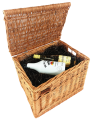 skrzynka skrzyneczka na wino prezent naturalna z wełną drzewną ciemną 2.png