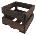 mała skrzyneczka drewniana brązowa.png