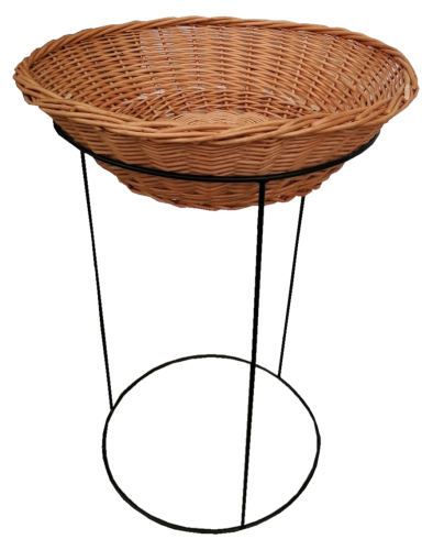 kosz wystawowy na metalowych nóżkach wiklinowy market.png