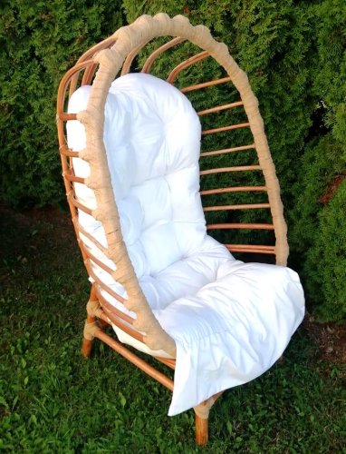 fotel Mega swing + biała poduszka wiklinowy market.jpg