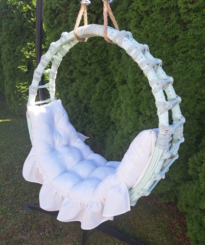 Huśtawka Hamak Miętowa +poduszka biała Wiklinowa Iwarpol Wiklinowy Market.jpg