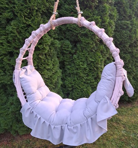 Hamak Wiklinowy huśtawka różowa + poduszka szara jasna iwarpol Wiklinowy Market.jpg