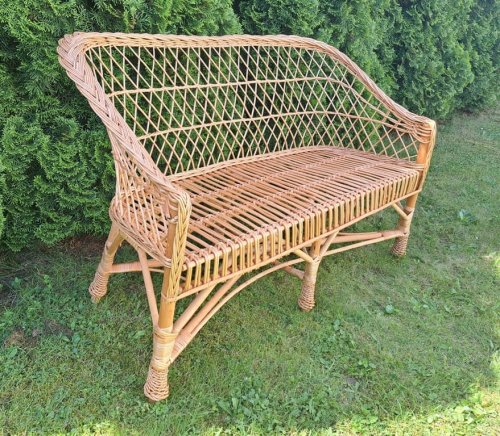 Długa Sofa Regan 125 cm.jpg